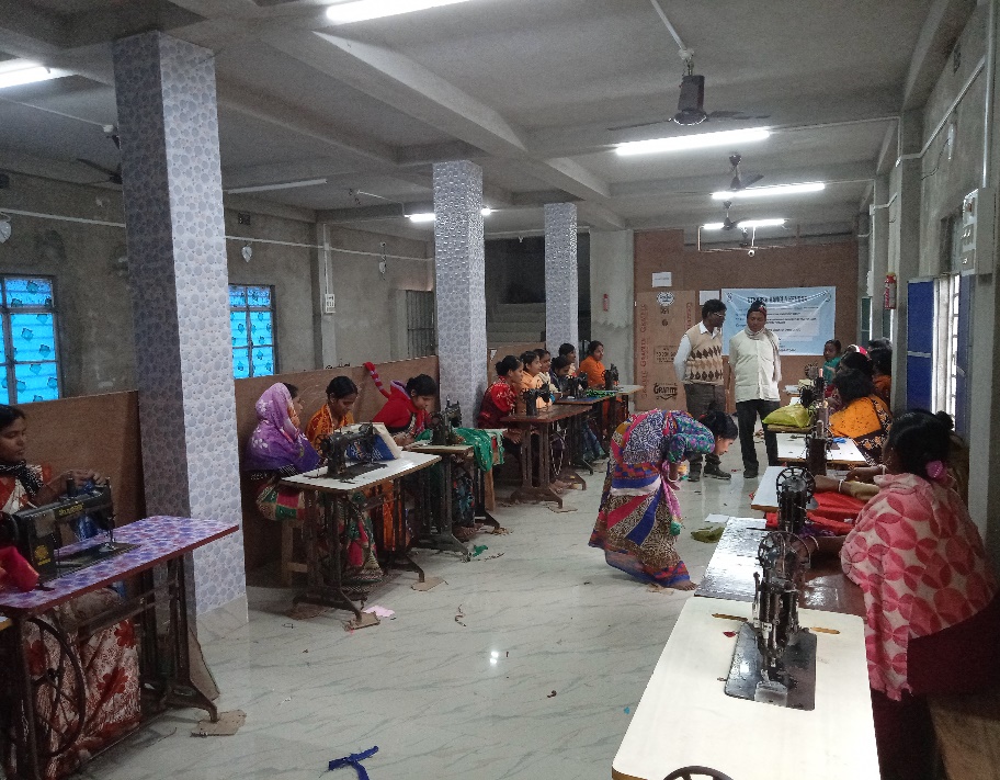 Utkarsh Bangla Sewing Machine Operator batch practicals